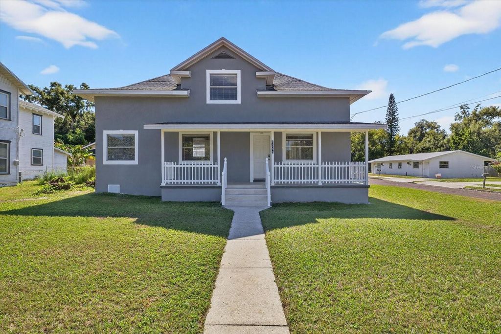 Photo of 1048 W Lime Street, Lakeland, FL 33815 (MLS # TB8444335)