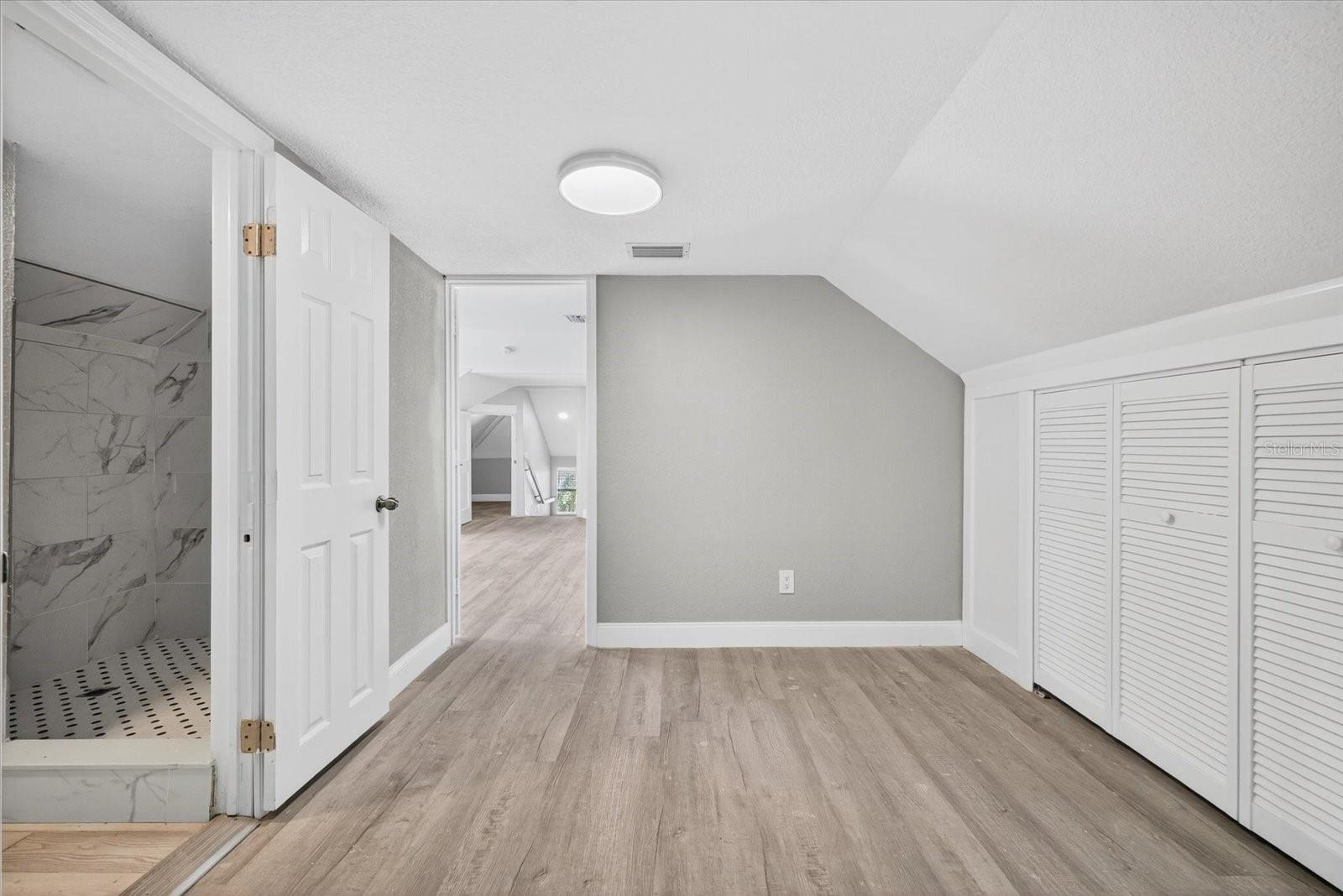 LAKE BEULAH HEIGHTS DIV 01 - Residential