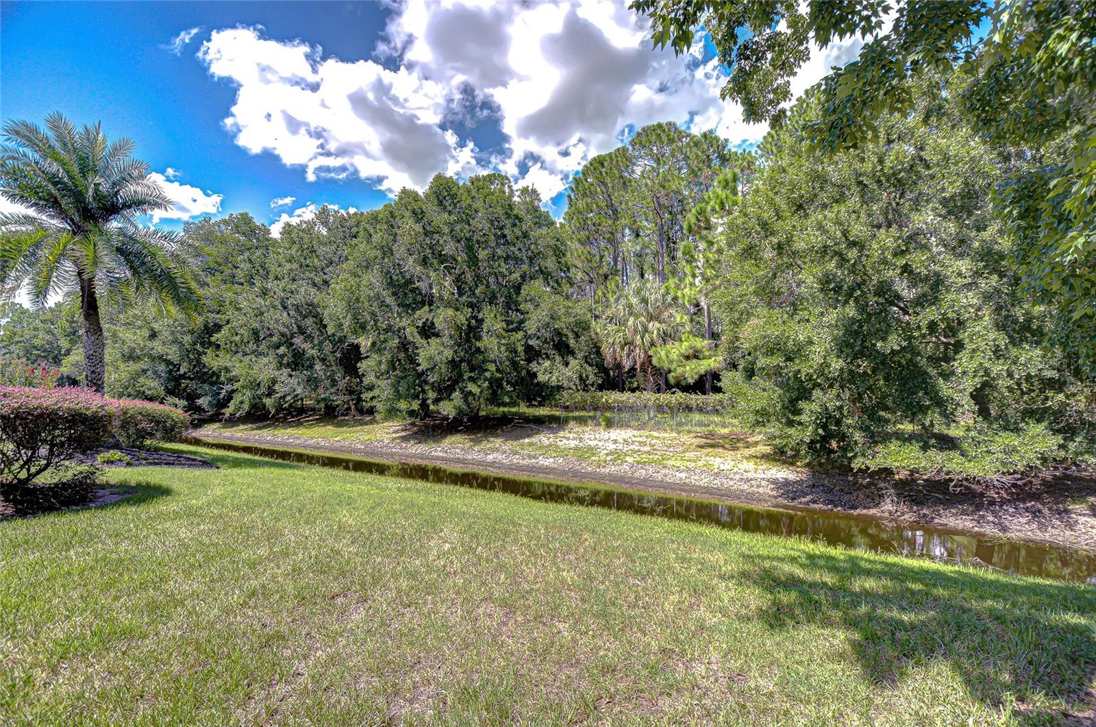 PASCO SUNSET LAKES - Residential