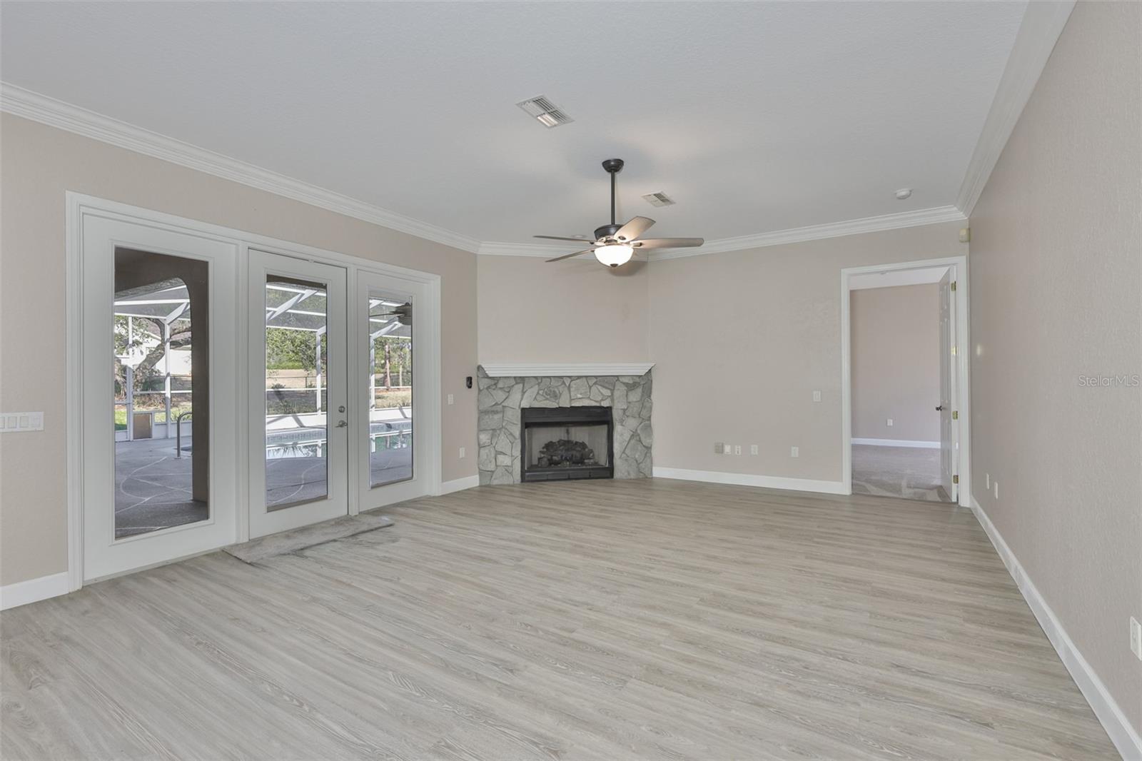 WOODLAND WATERS PH 4 - Residential