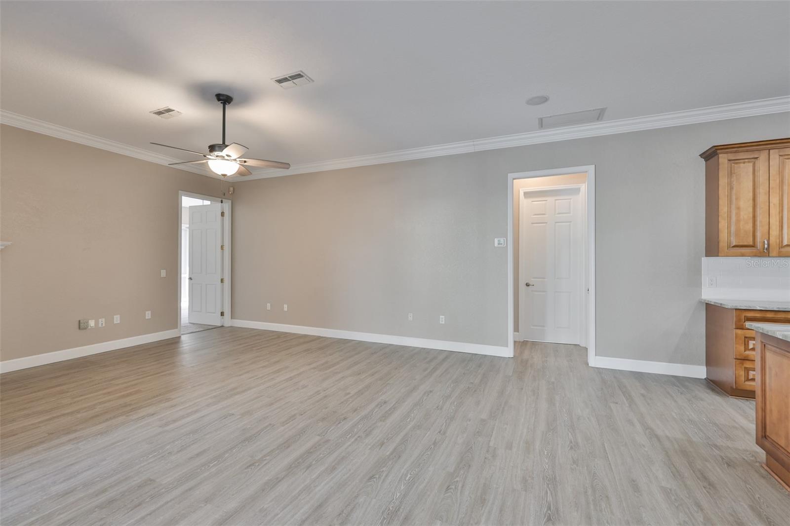 WOODLAND WATERS PH 4 - Residential