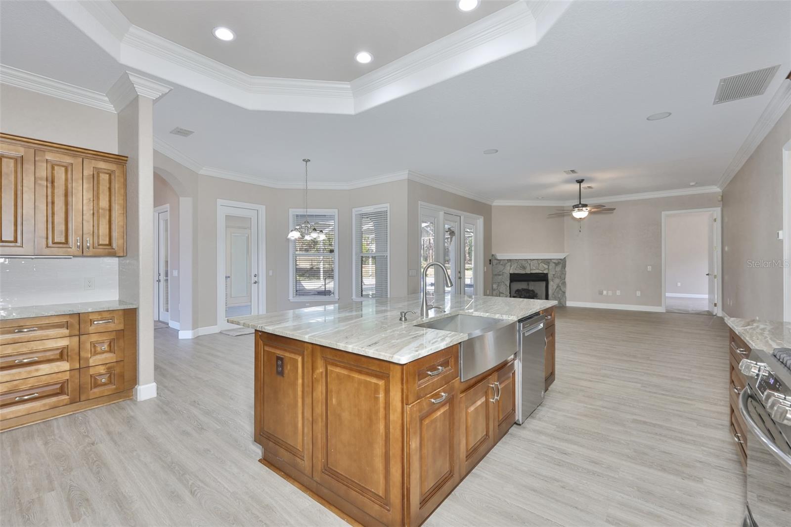 WOODLAND WATERS PH 4 - Residential