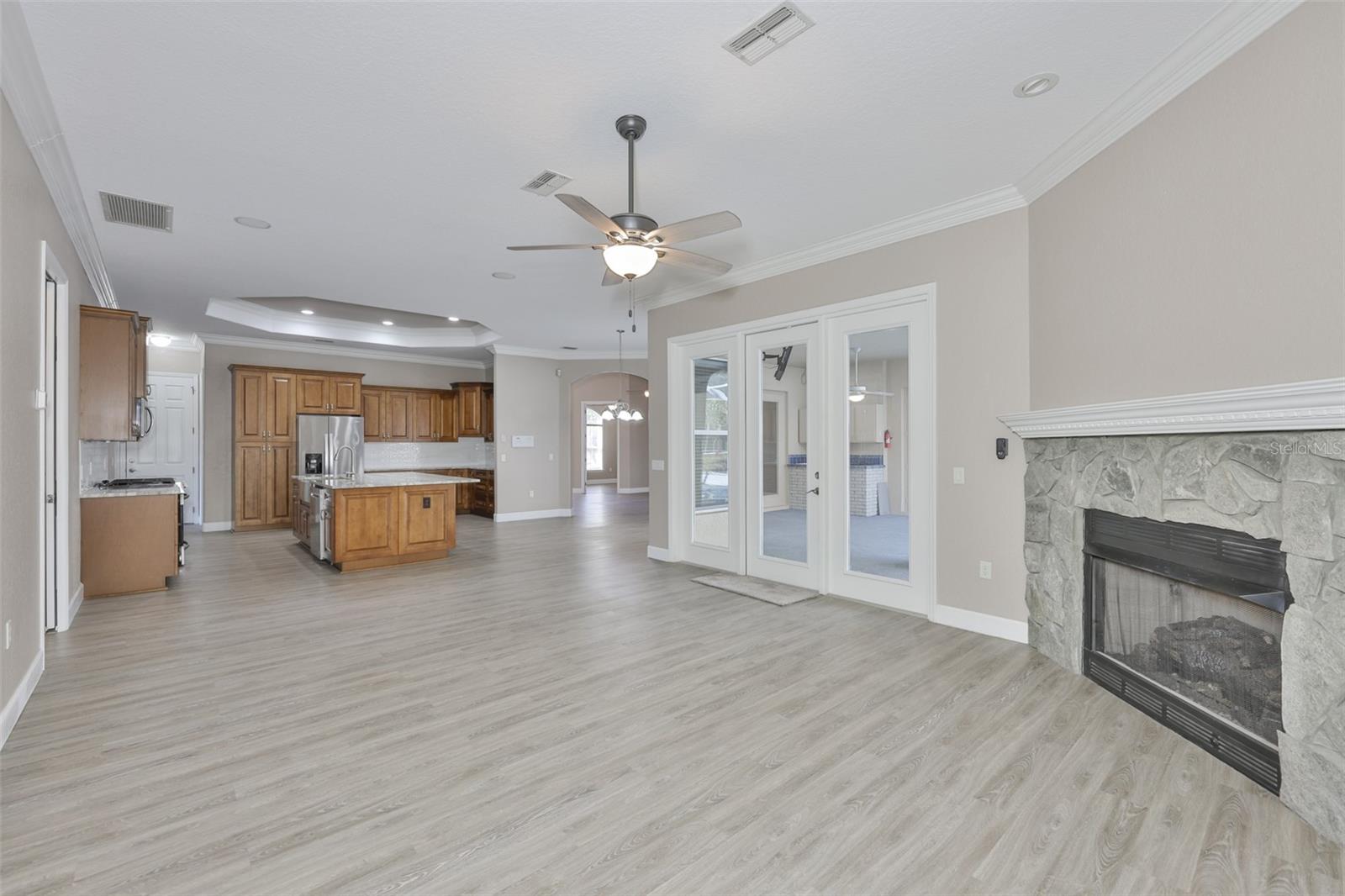 WOODLAND WATERS PH 4 - Residential