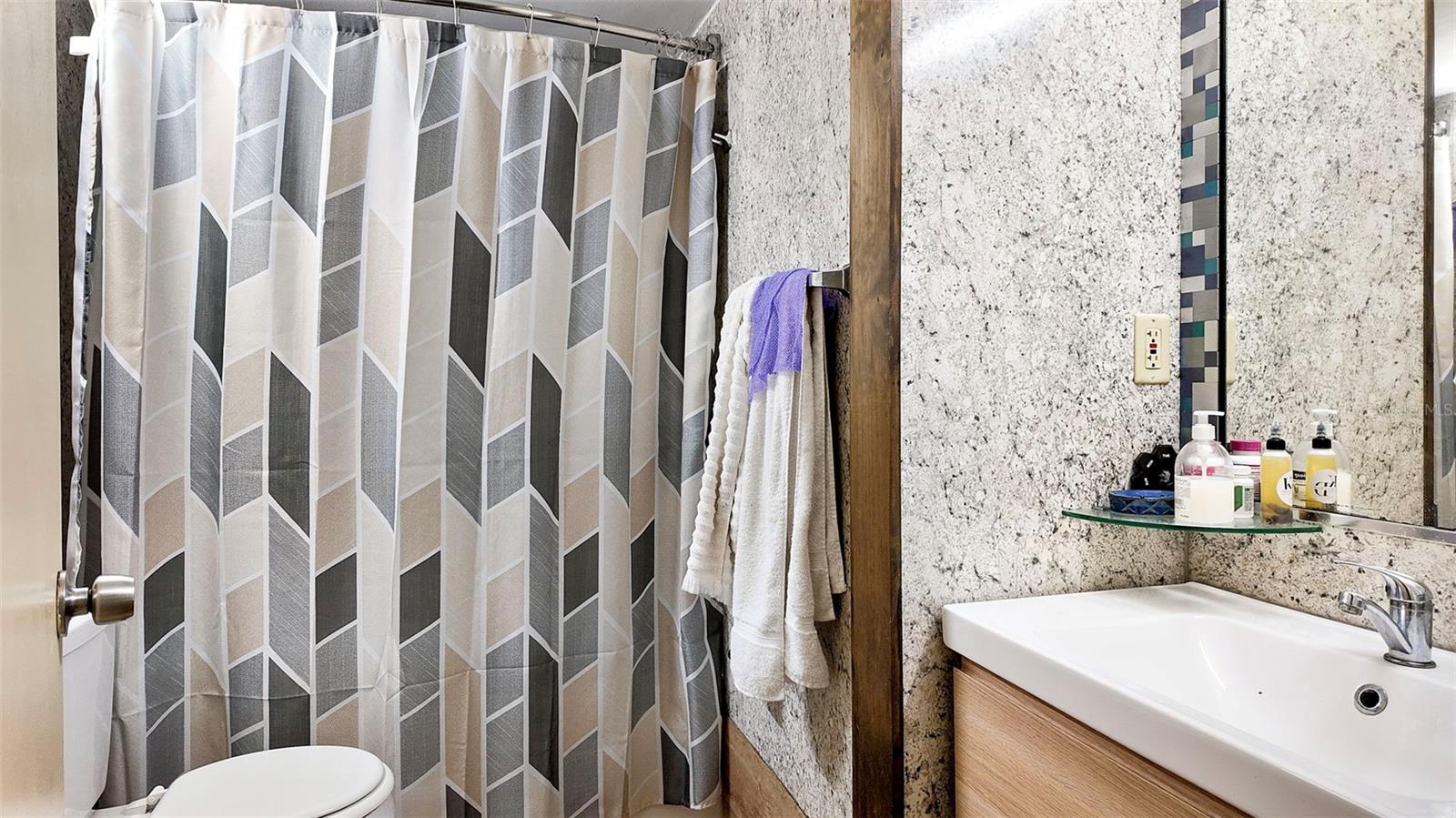 OCEANSIDE INN CONDO - Residential