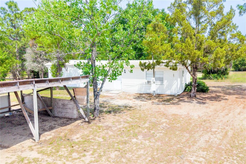 Photo of 719 State Road 26, Melrose, FL 32666 (MLS # GC540192)