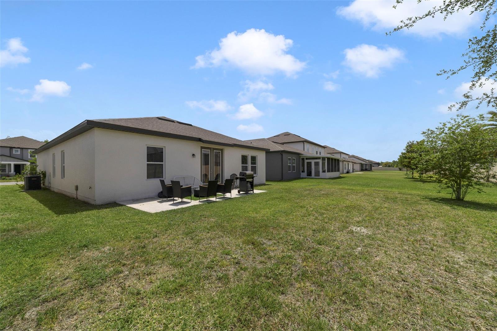 WAVERLY WALK - Residential