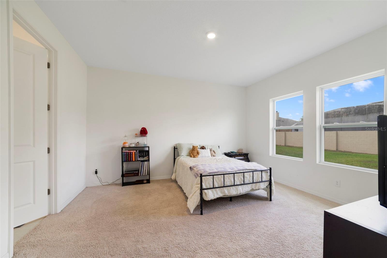 WAVERLY WALK - Residential