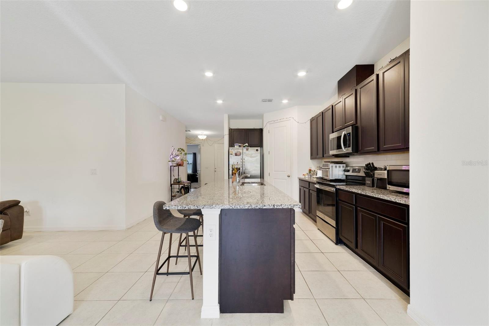 WAVERLY WALK - Residential