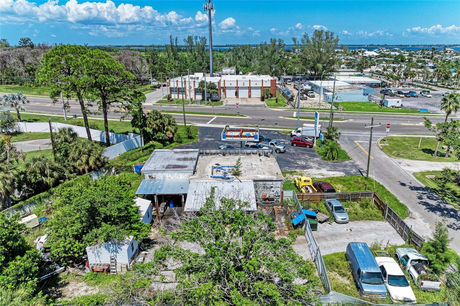 BAY BEACH - Commercial Sale