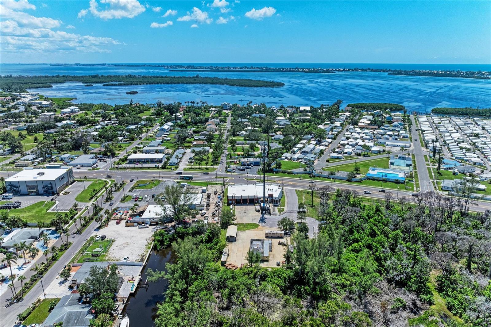 BAY BEACH - Commercial Sale