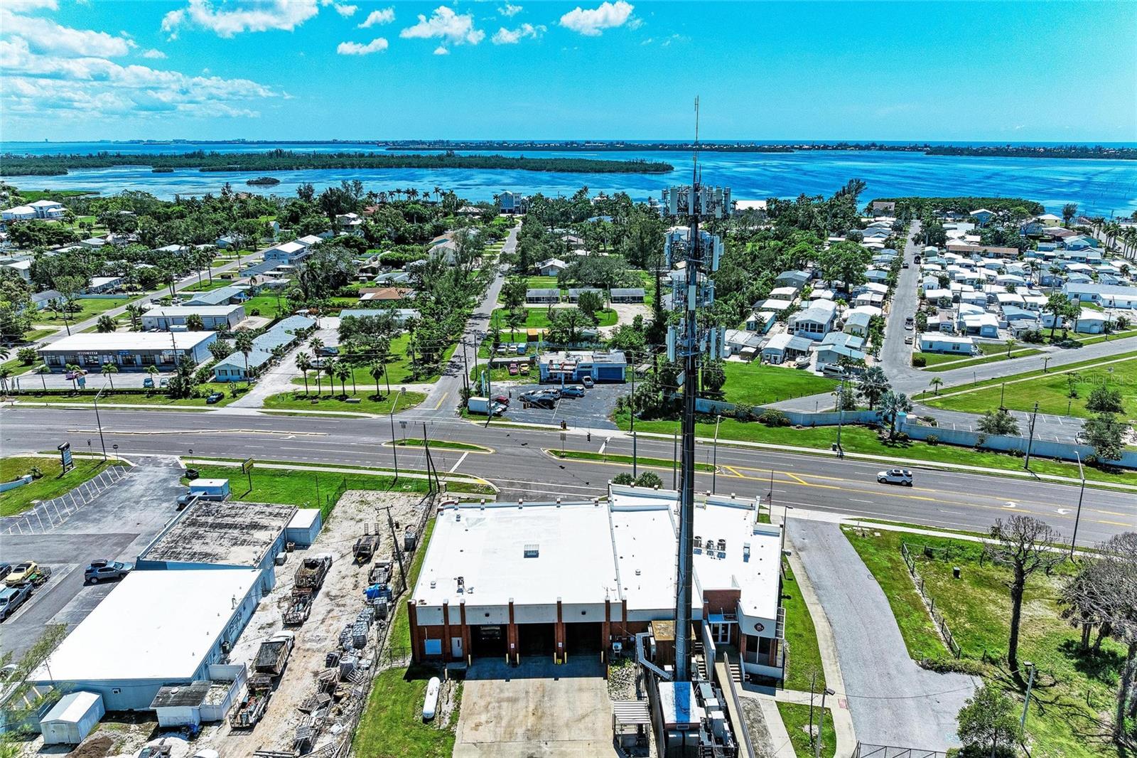 BAY BEACH - Commercial Sale