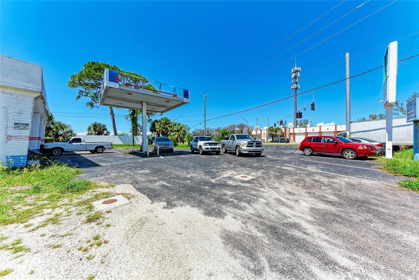 BAY BEACH - Commercial Sale