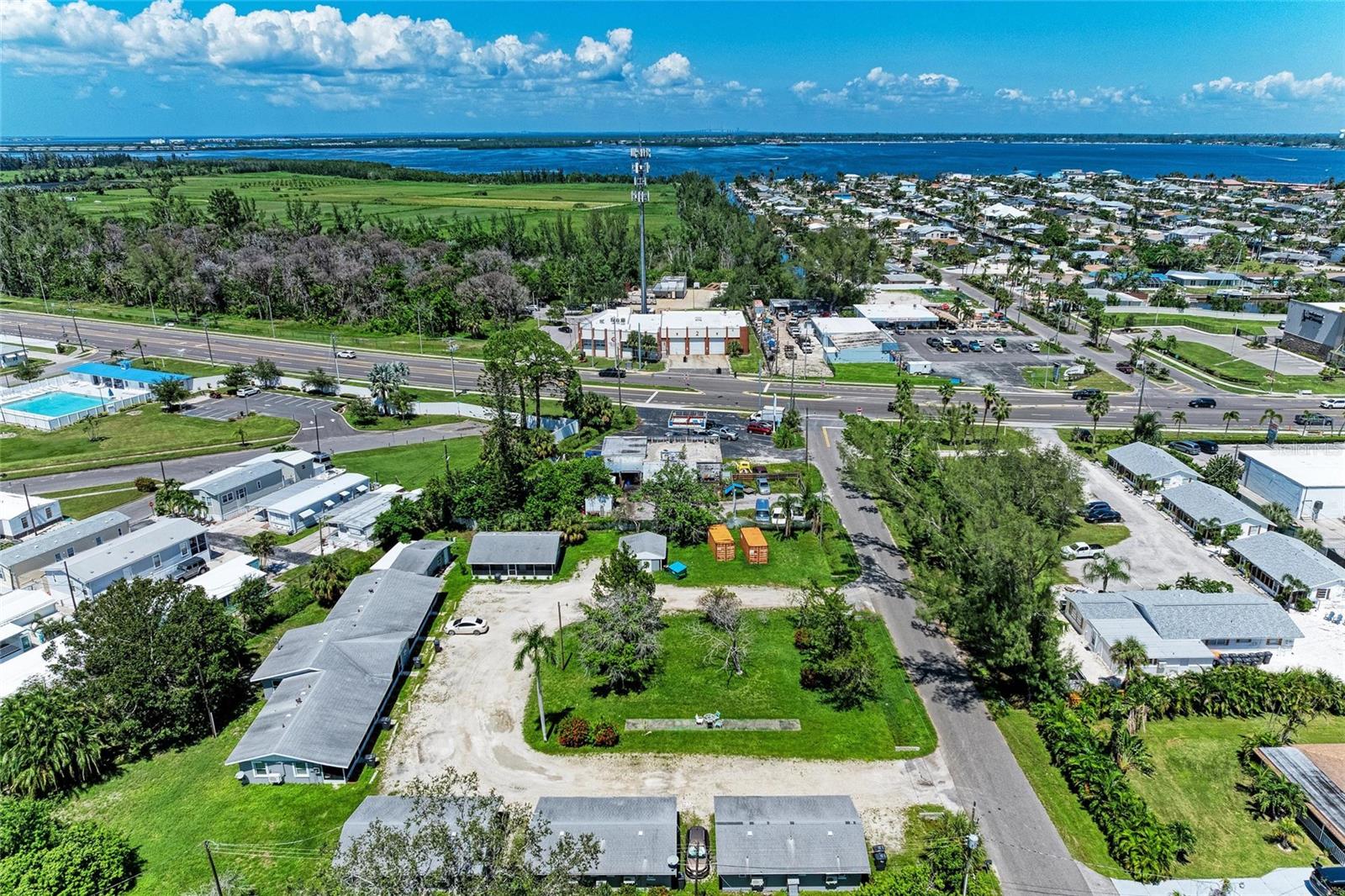 BAY BEACH - Commercial Sale