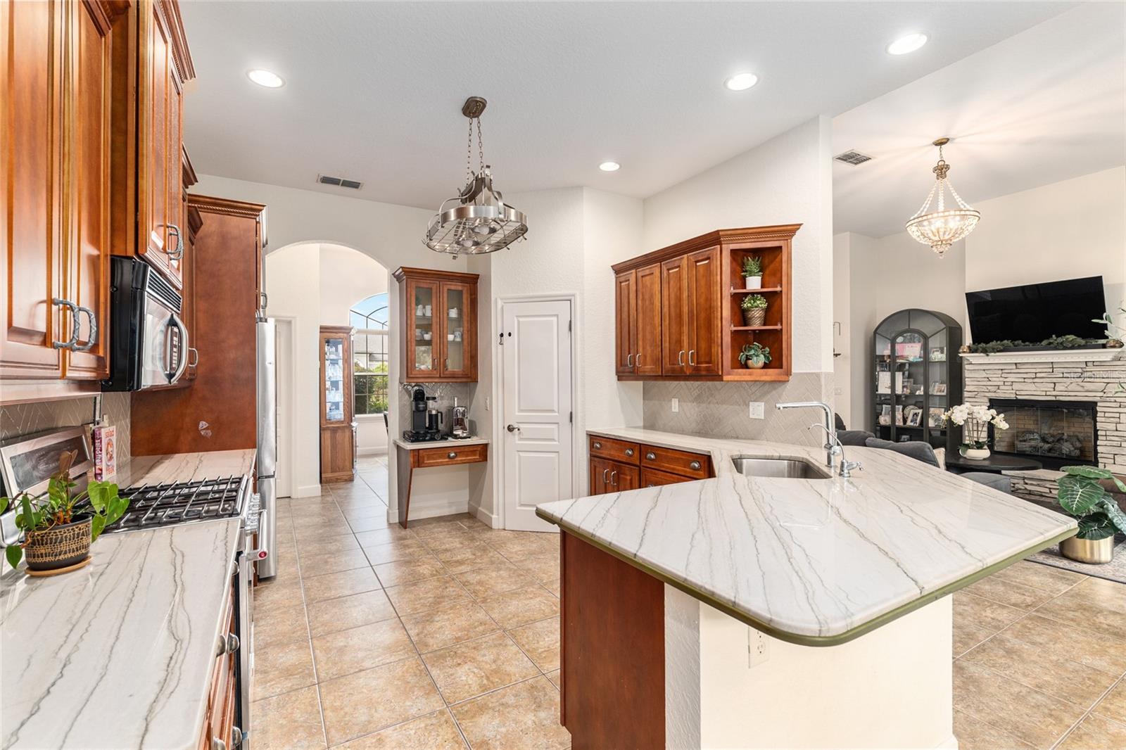 DEVONSHIRE - Residential