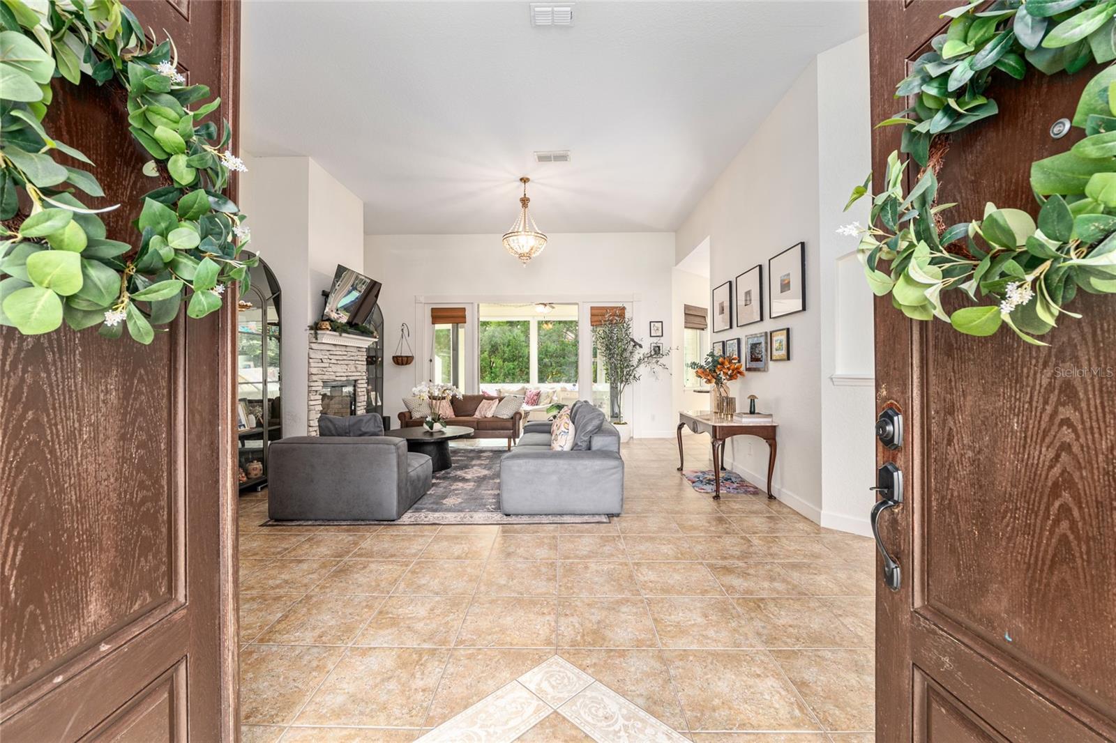 DEVONSHIRE - Residential