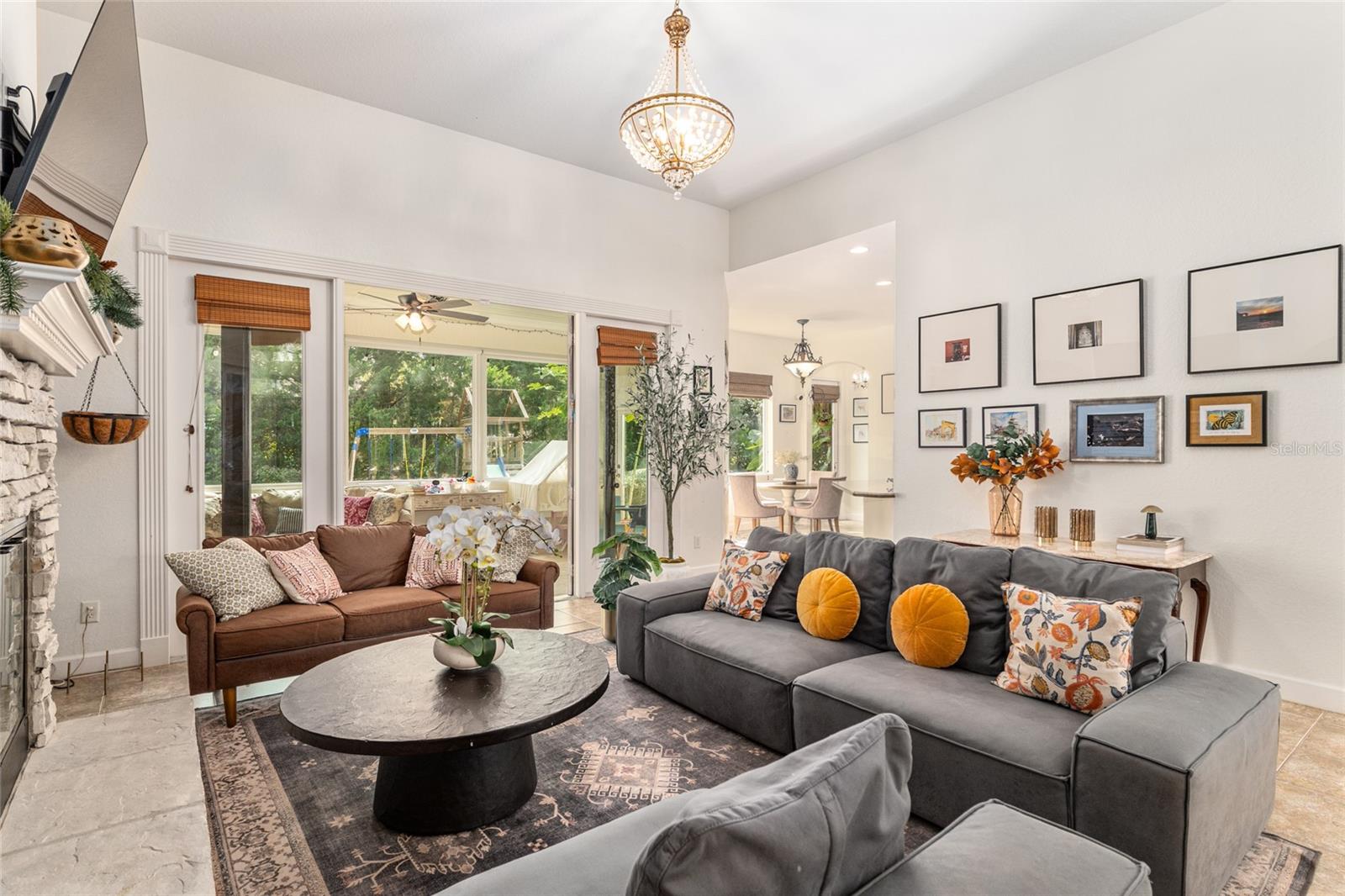 DEVONSHIRE - Residential