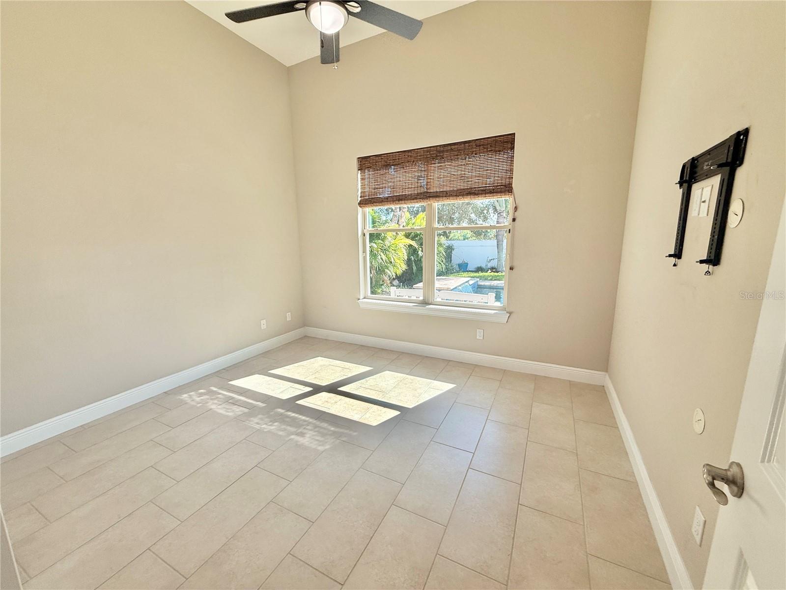 ENCLAVE AT WINDERMERE LANDING - Residential Lease