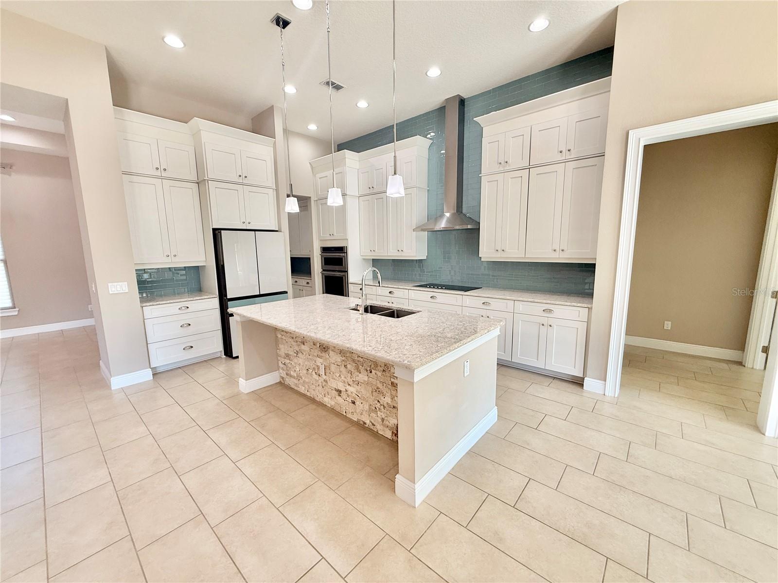 ENCLAVE AT WINDERMERE LANDING - Residential Lease