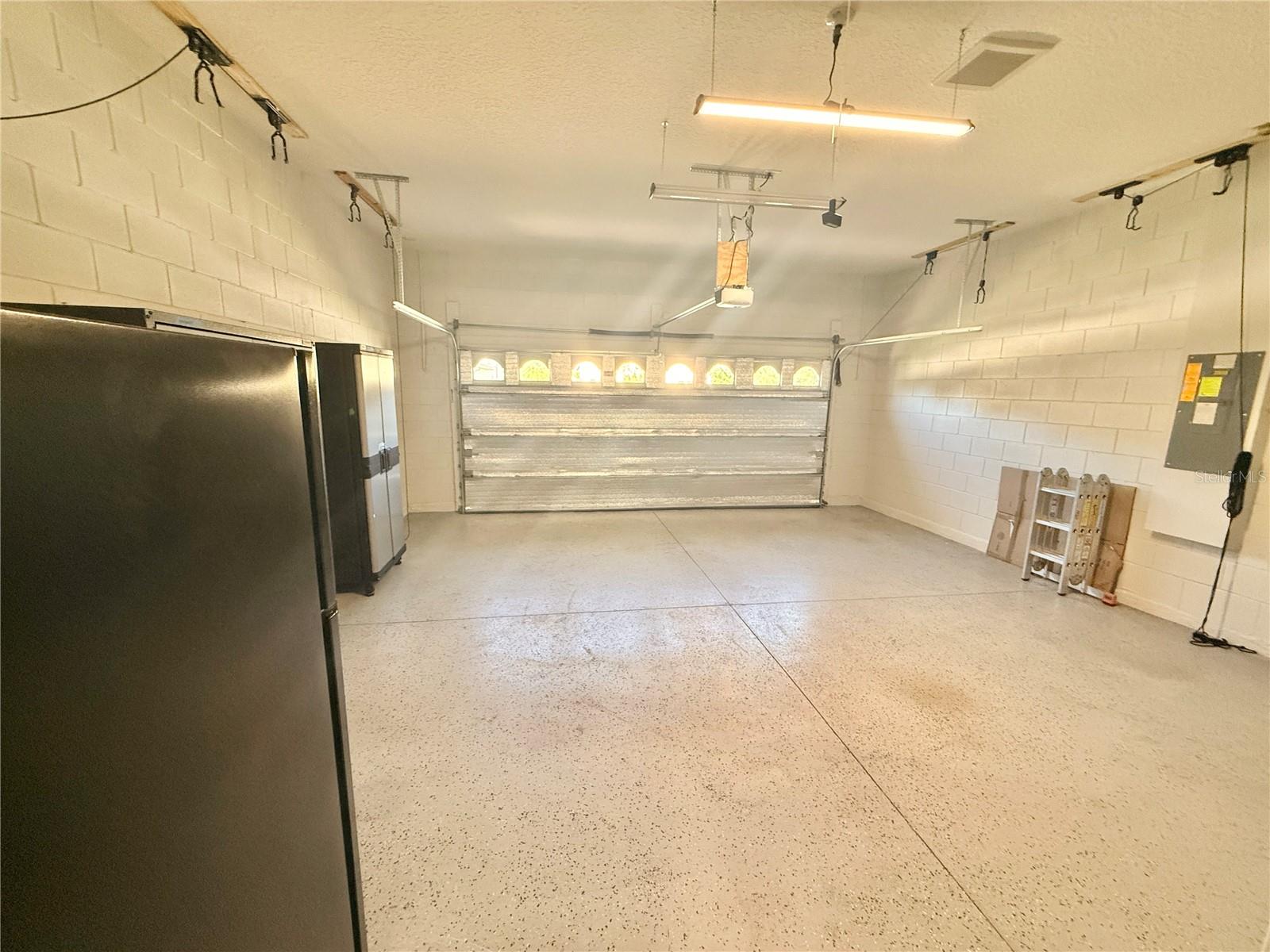 ENCLAVE AT WINDERMERE LANDING - Residential Lease