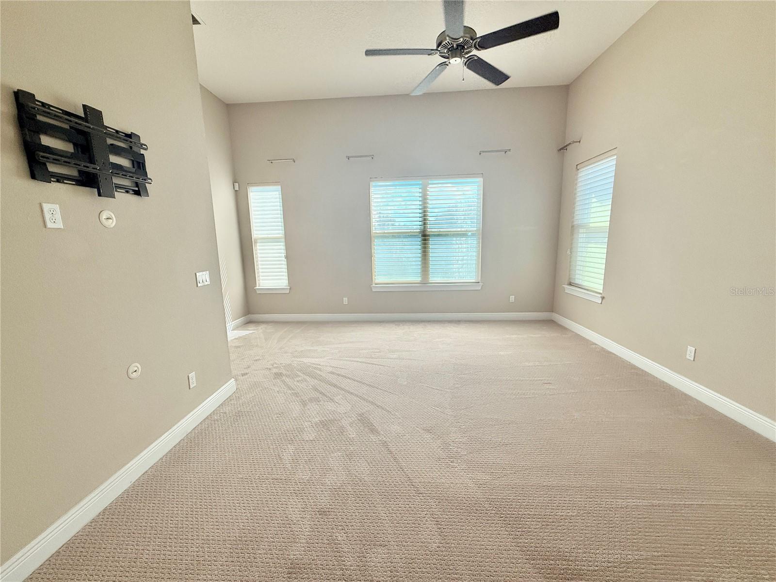 ENCLAVE AT WINDERMERE LANDING - Residential Lease