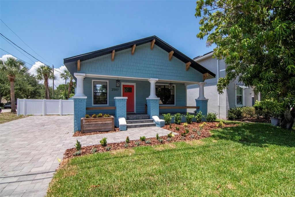 Photo of 2507 W Gray Street, Tampa, FL 33609 (MLS # TB8520491)