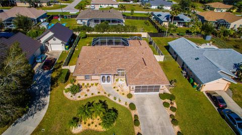 A home in PORT CHARLOTTE