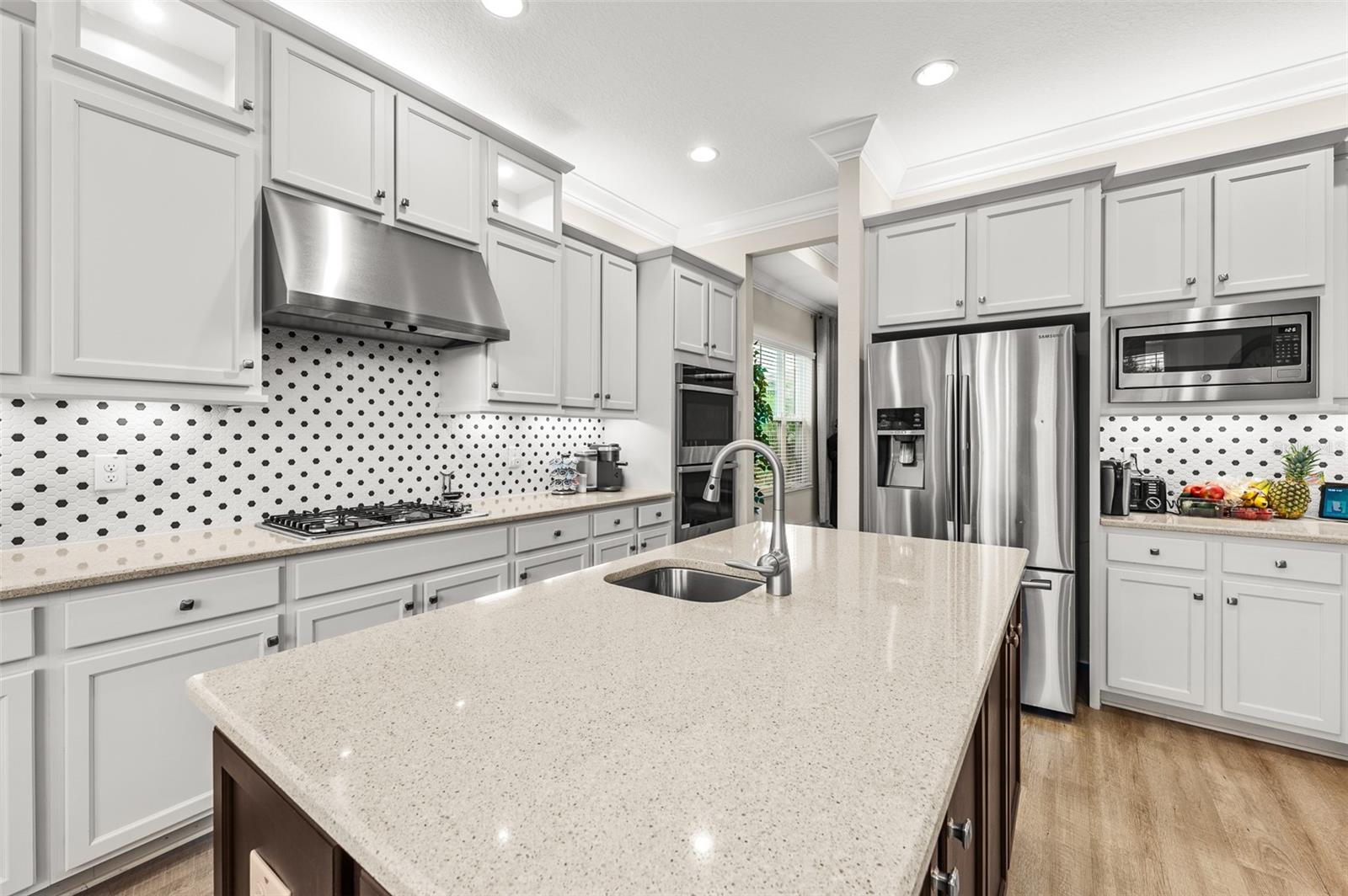 THE RIDGE AT WIREGRASS RANCH M23-PH 2 - Residential Lease