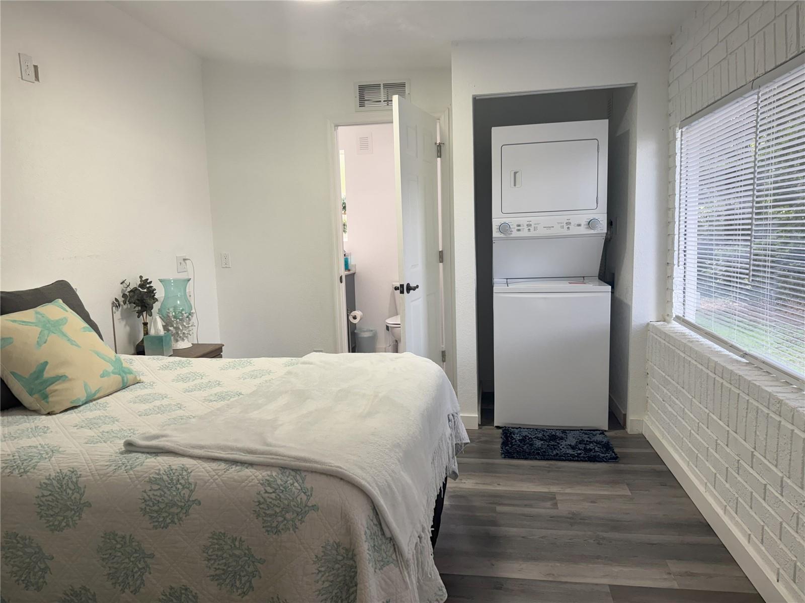 SUNSHINE ACRES - Residential