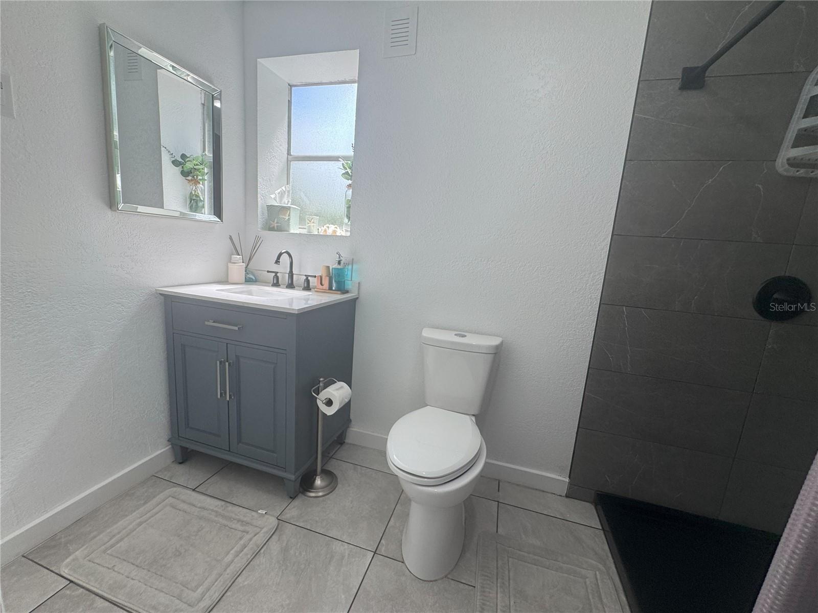 SUNSHINE ACRES - Residential