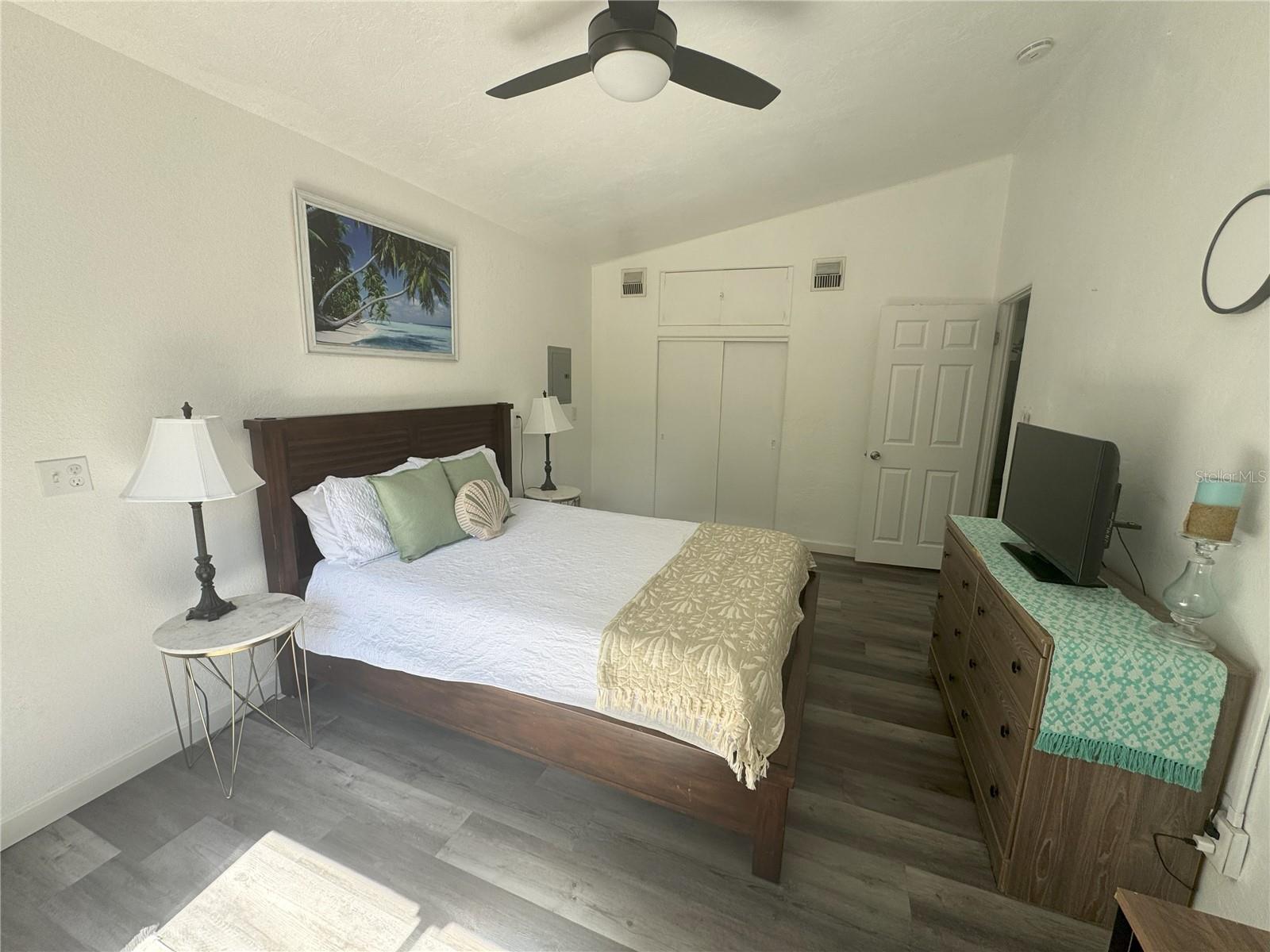 SUNSHINE ACRES - Residential