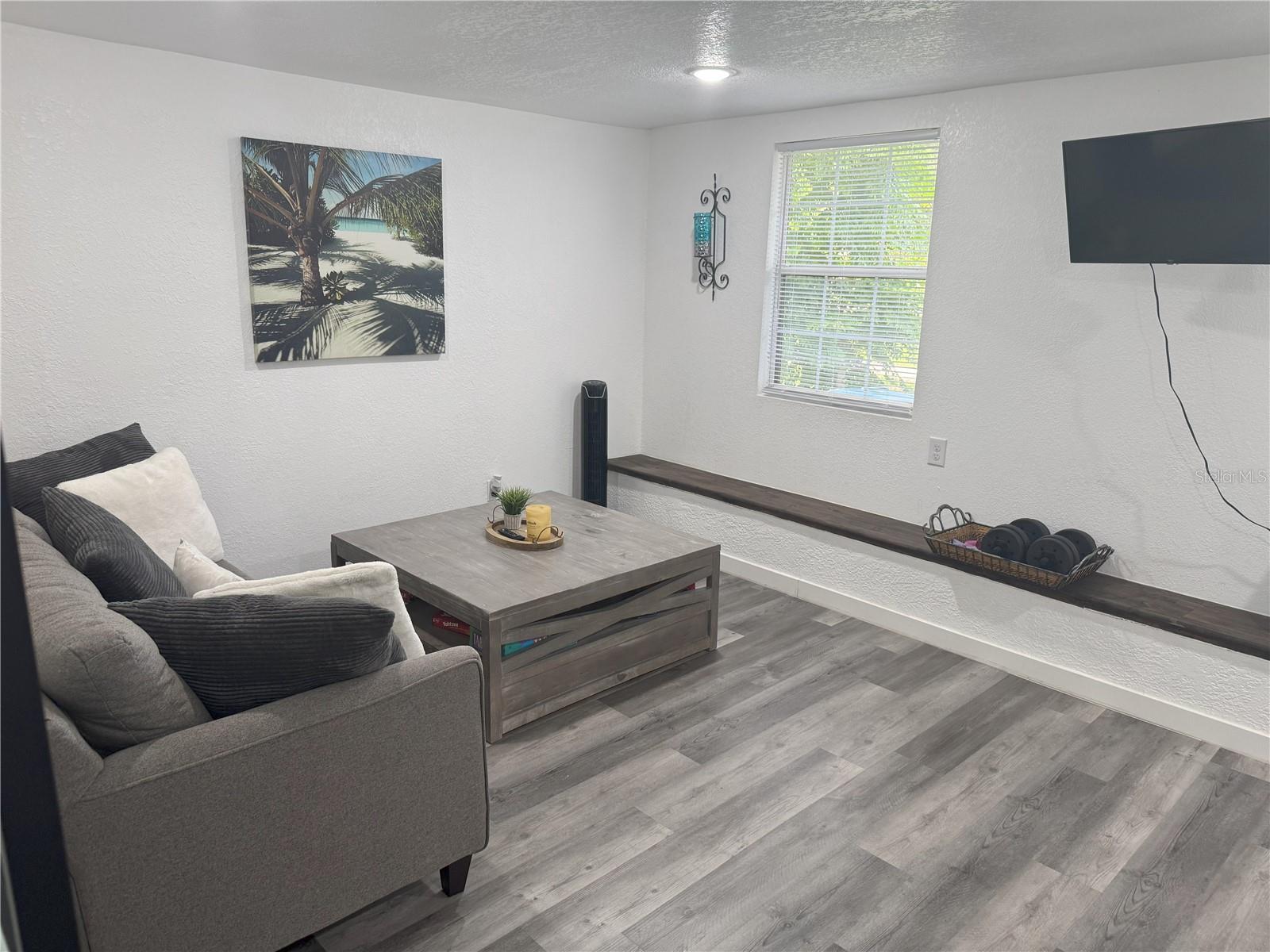 SUNSHINE ACRES - Residential