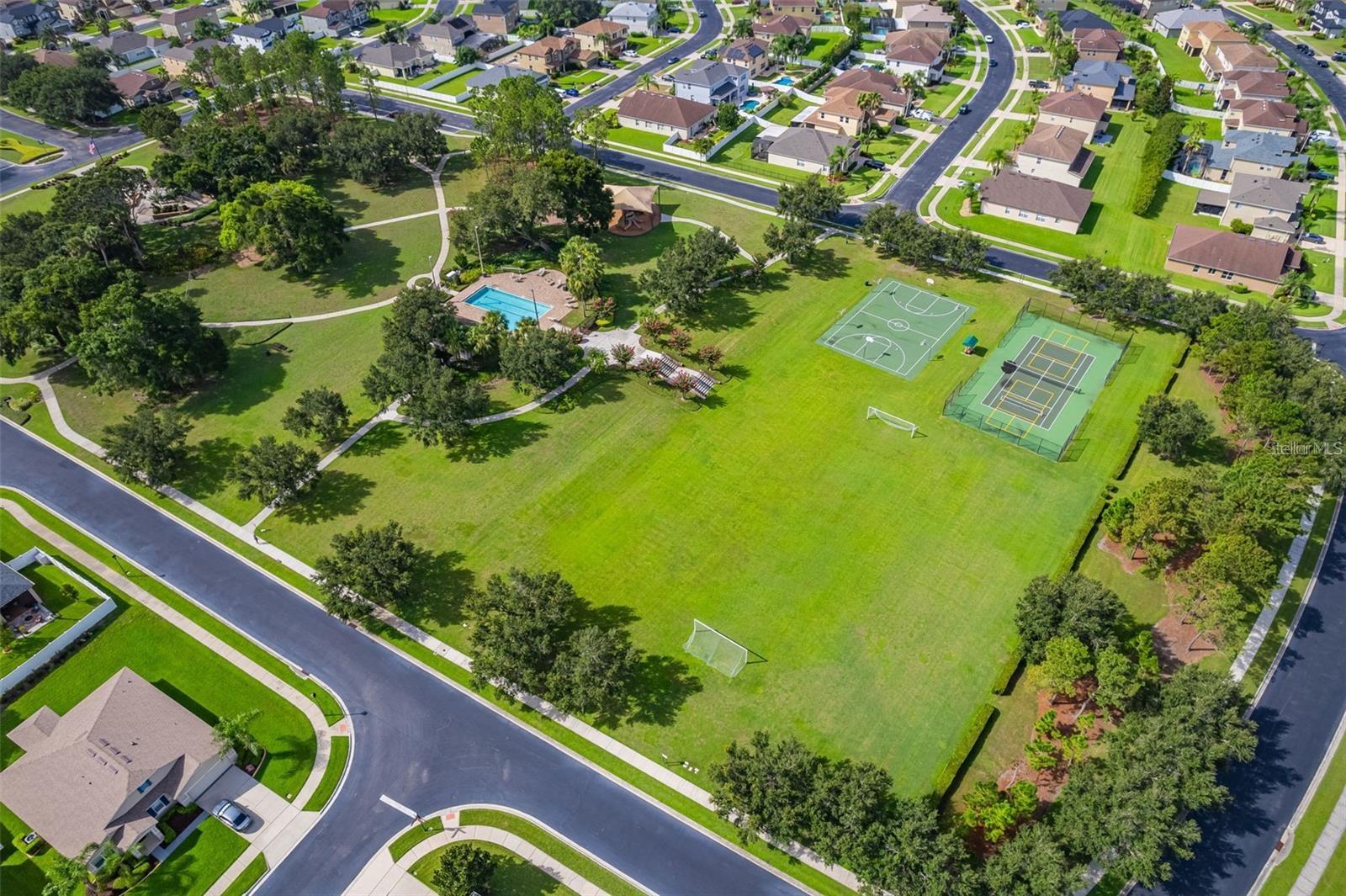 BLACK LAKE PARK PH 01 - Residential Lease