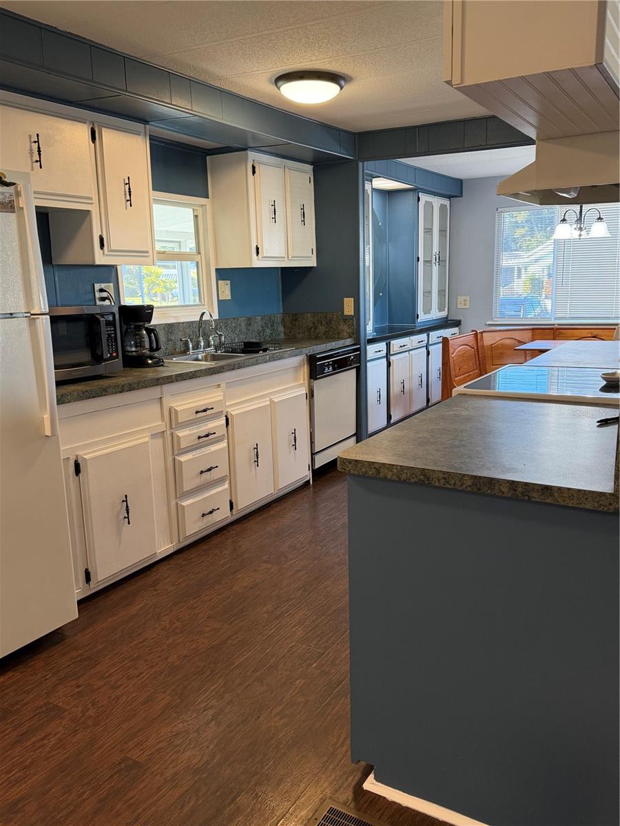 RIVER PARK MOBILE HOME COLONY SEC 01 - Residential