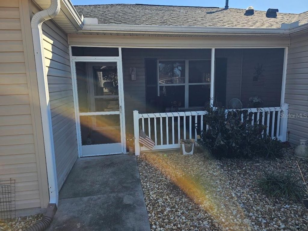 Photo of 8072 SE 175th Columbia Place, The Villages, FL 32162 (MLS # OM718121)