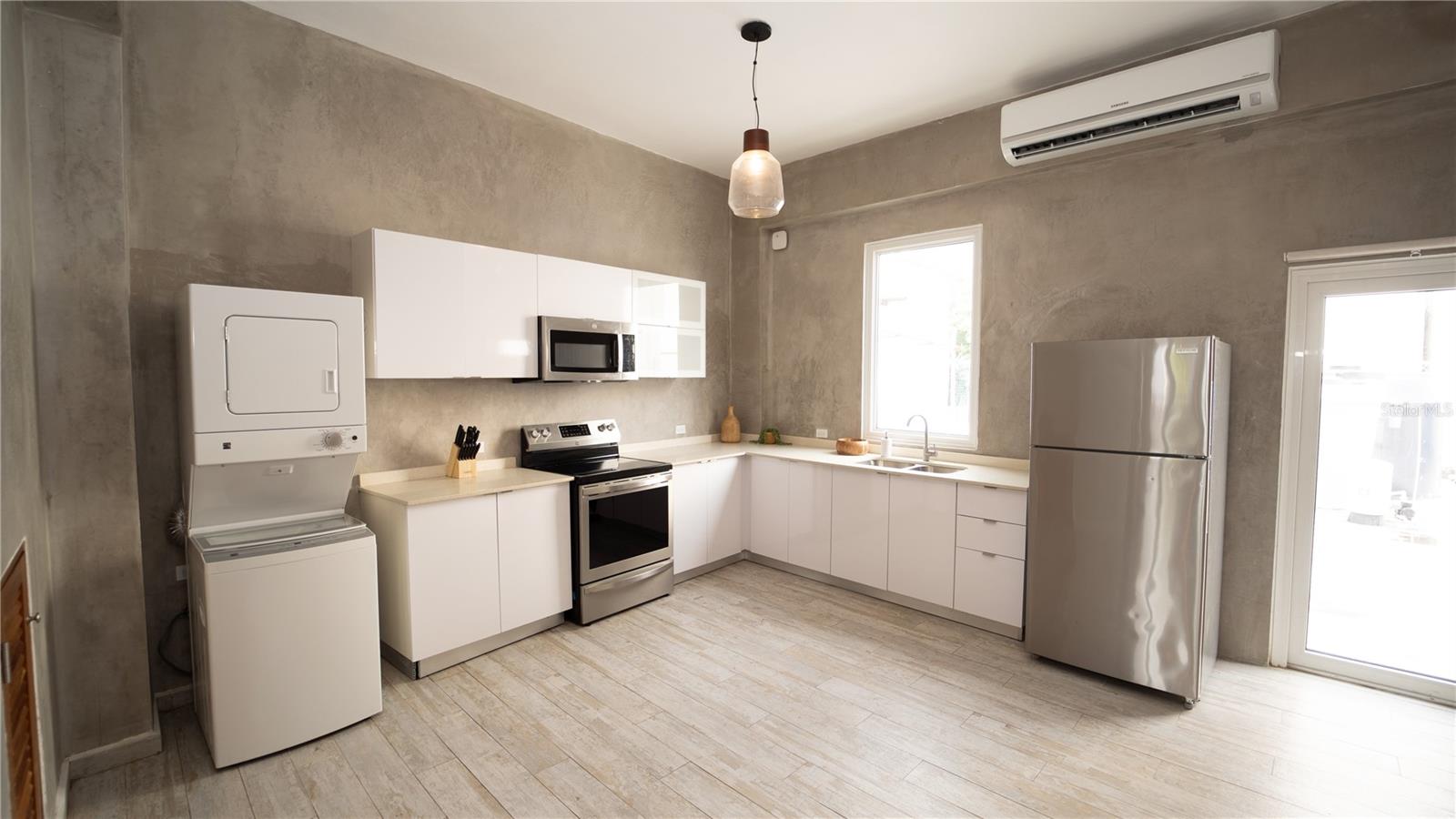 MIRAMAR - Residential