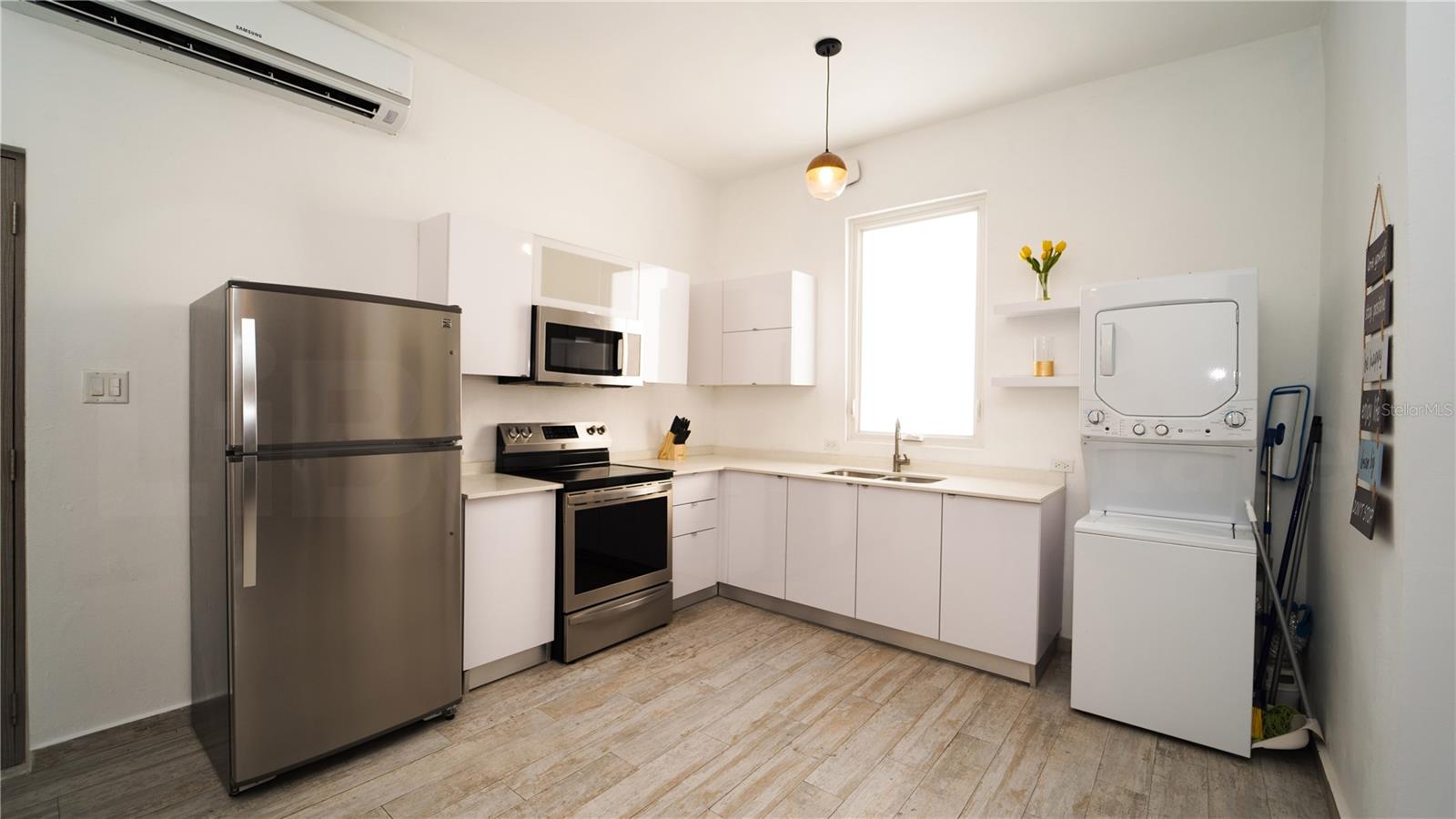 MIRAMAR - Residential