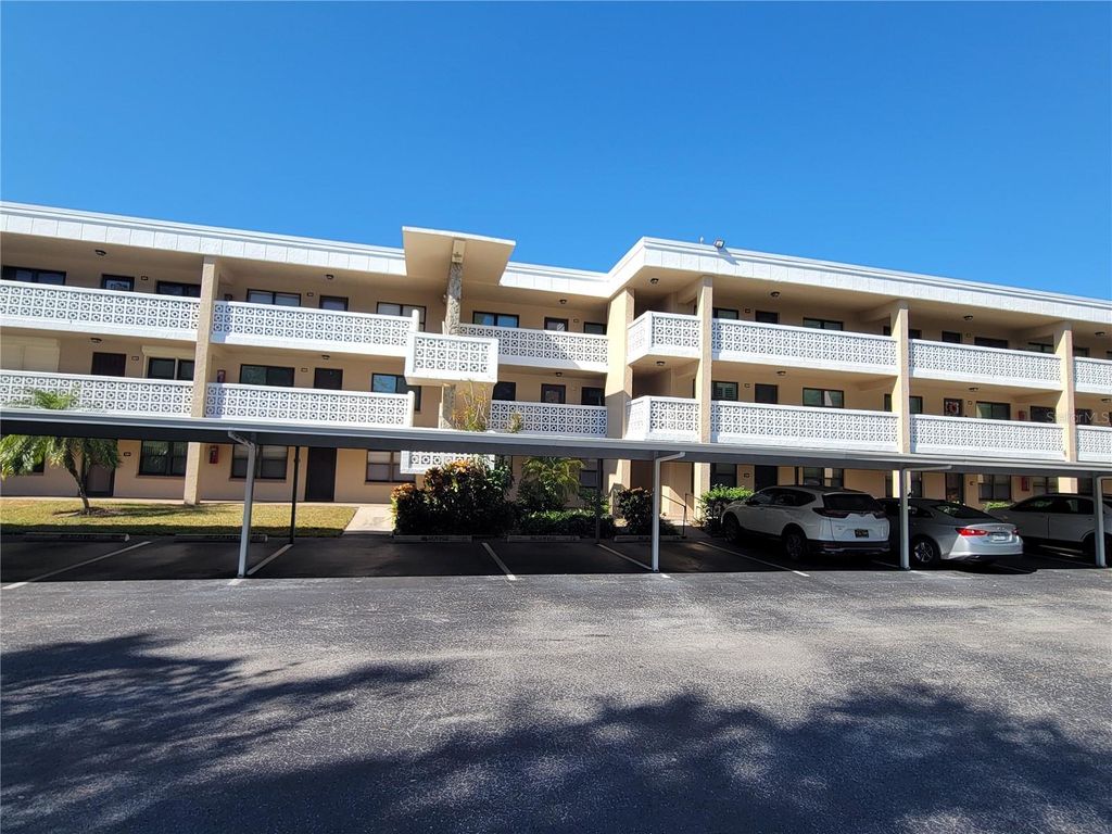 Photo of 5080 Locust Street NE #223, St Petersburg, FL 33703 (MLS # TB8450758)