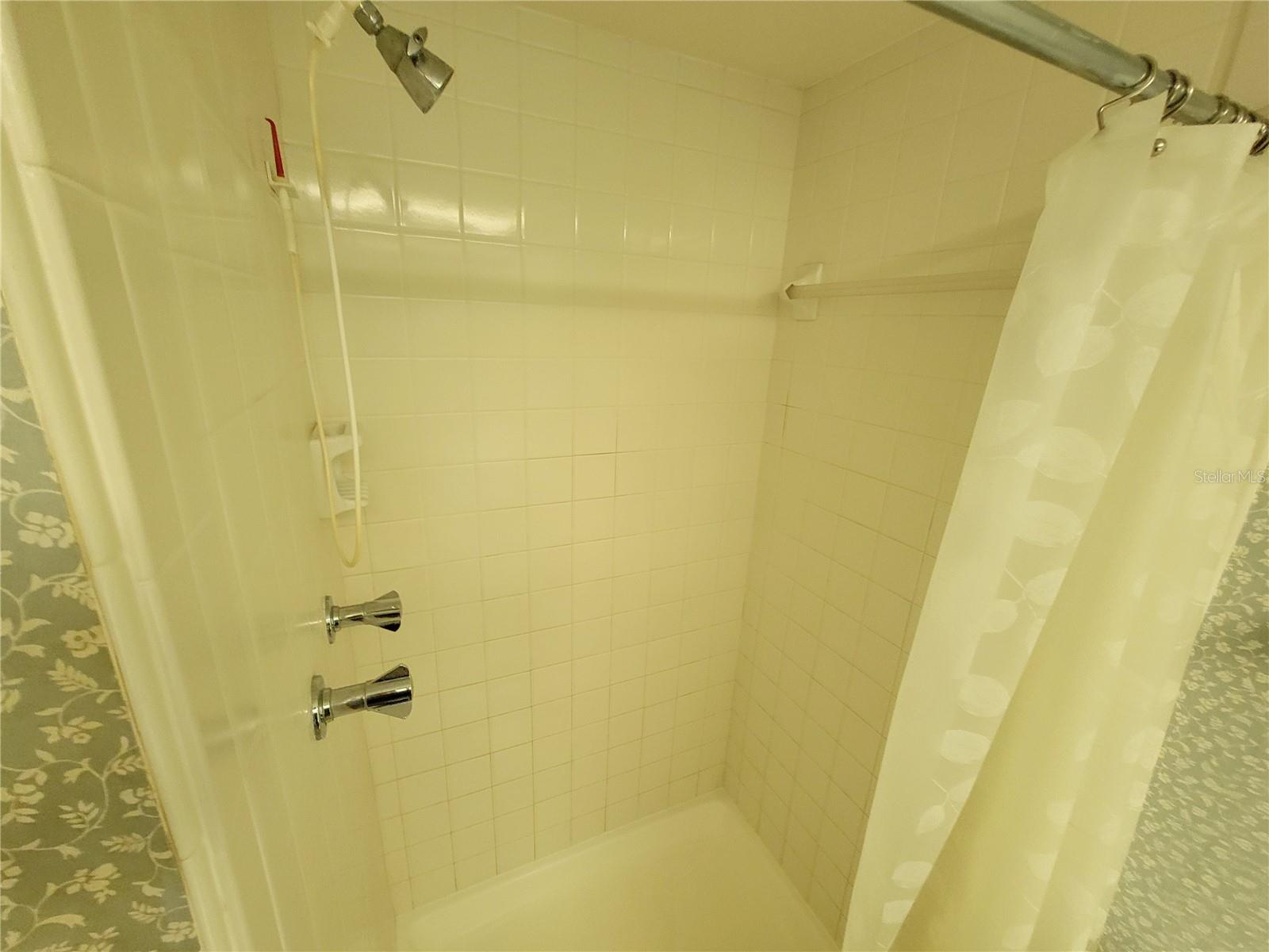 WINSTON PARK NORTHEAST - Residential