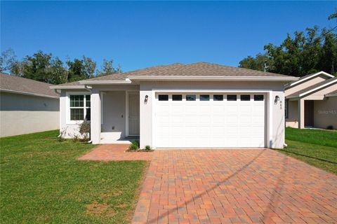 A home in LONGWOOD