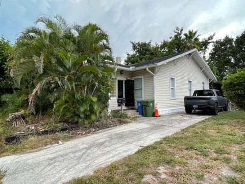814 26TH STREET W BRADENTON FL 34205