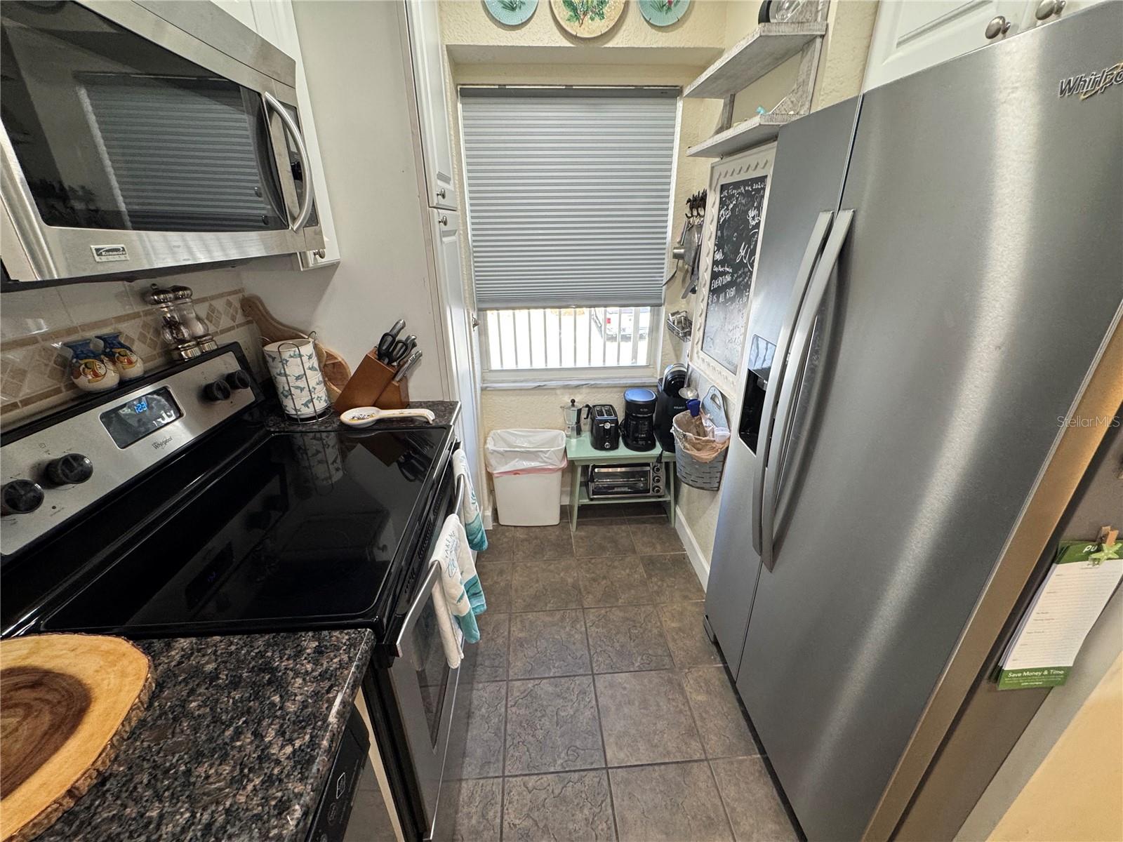 GULF N BAY - Residential Lease