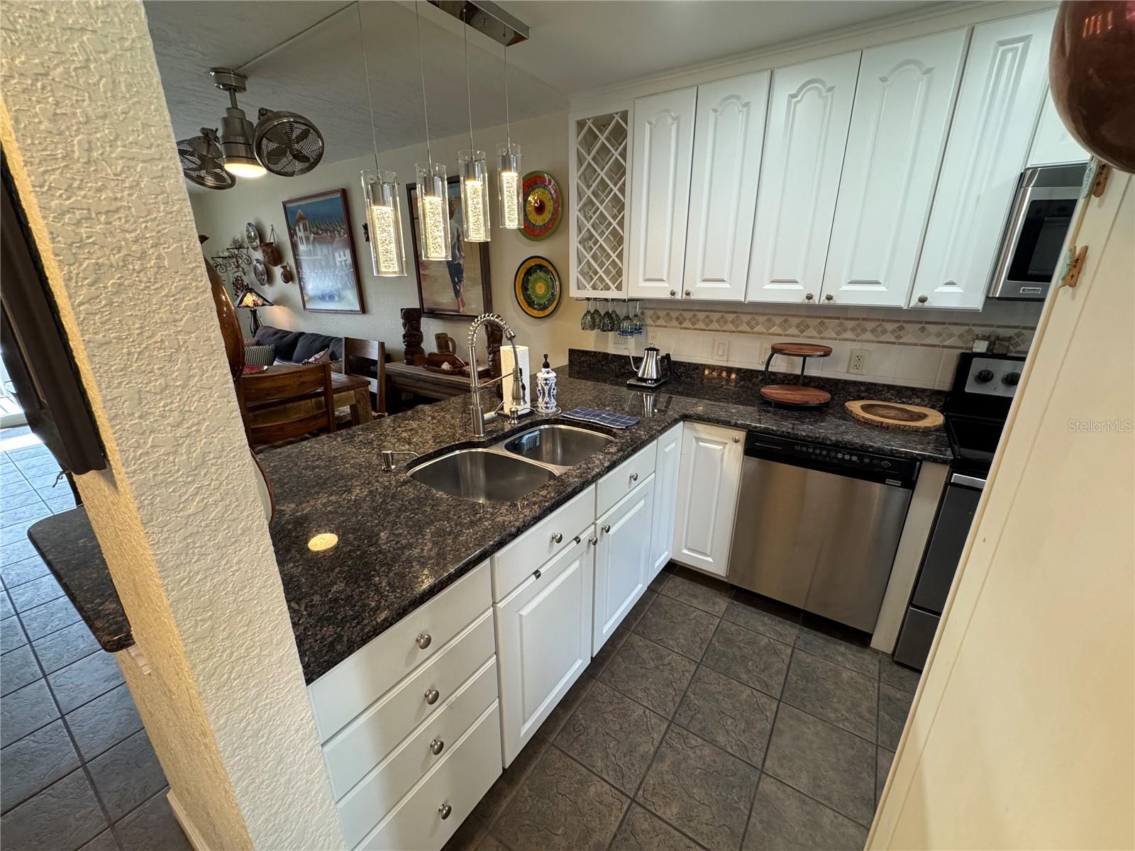 GULF N BAY - Residential Lease