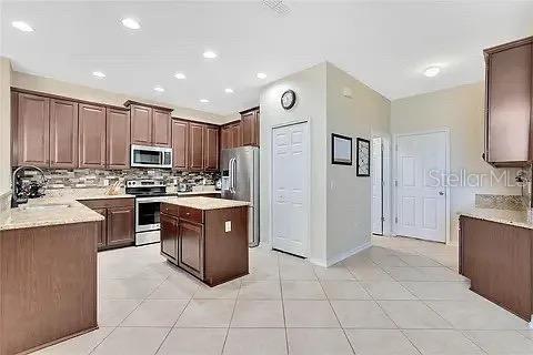 GROVELAND WATERSIDE POINTE PH 01 - Residential