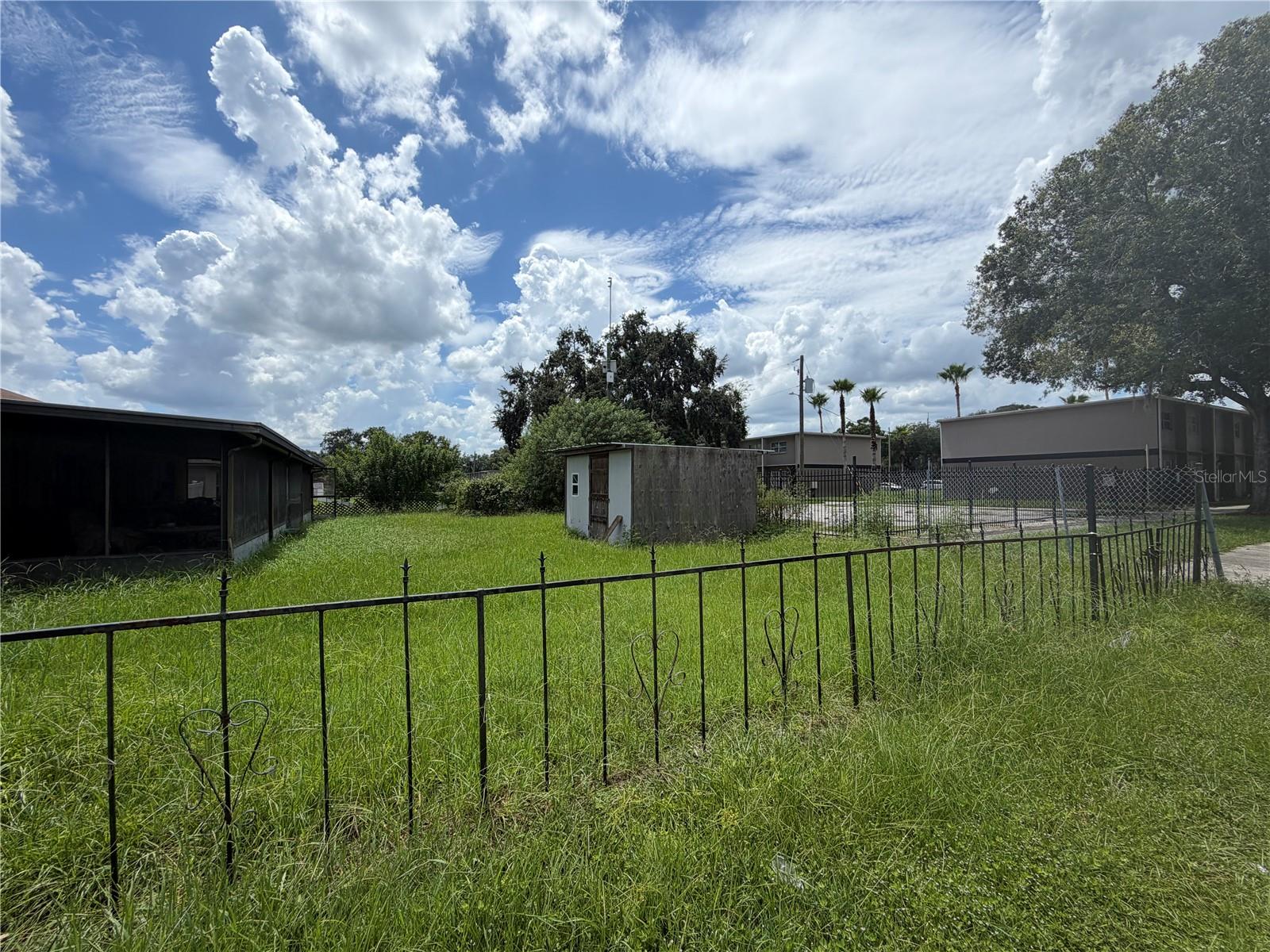 601 WIGGINS COURT