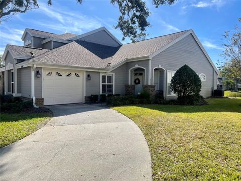 A home in LAKELAND