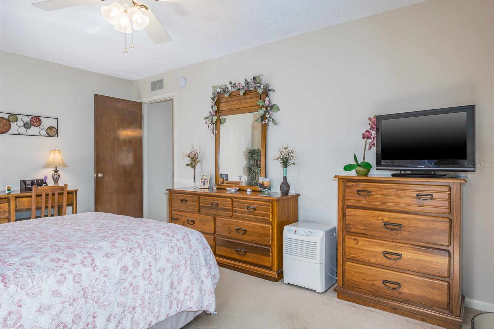 LAKE ST GEORGE-UNIT II - Residential