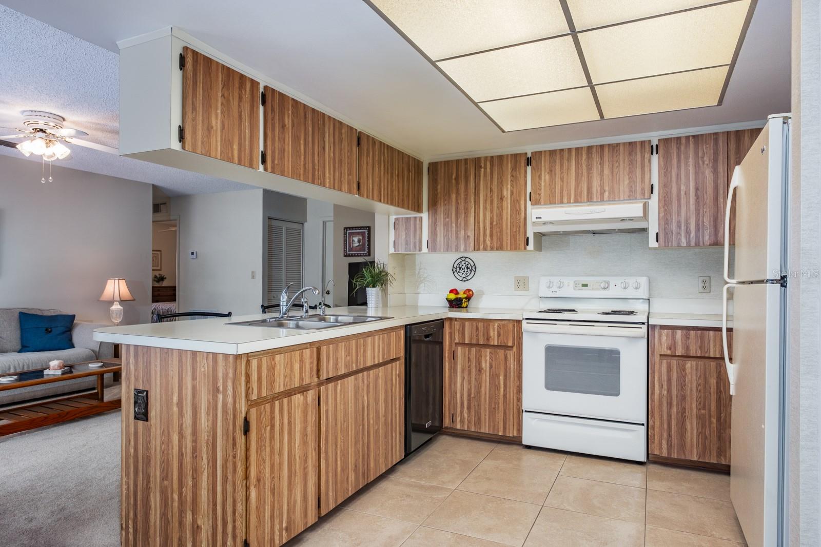 LAKE ST GEORGE-UNIT II - Residential