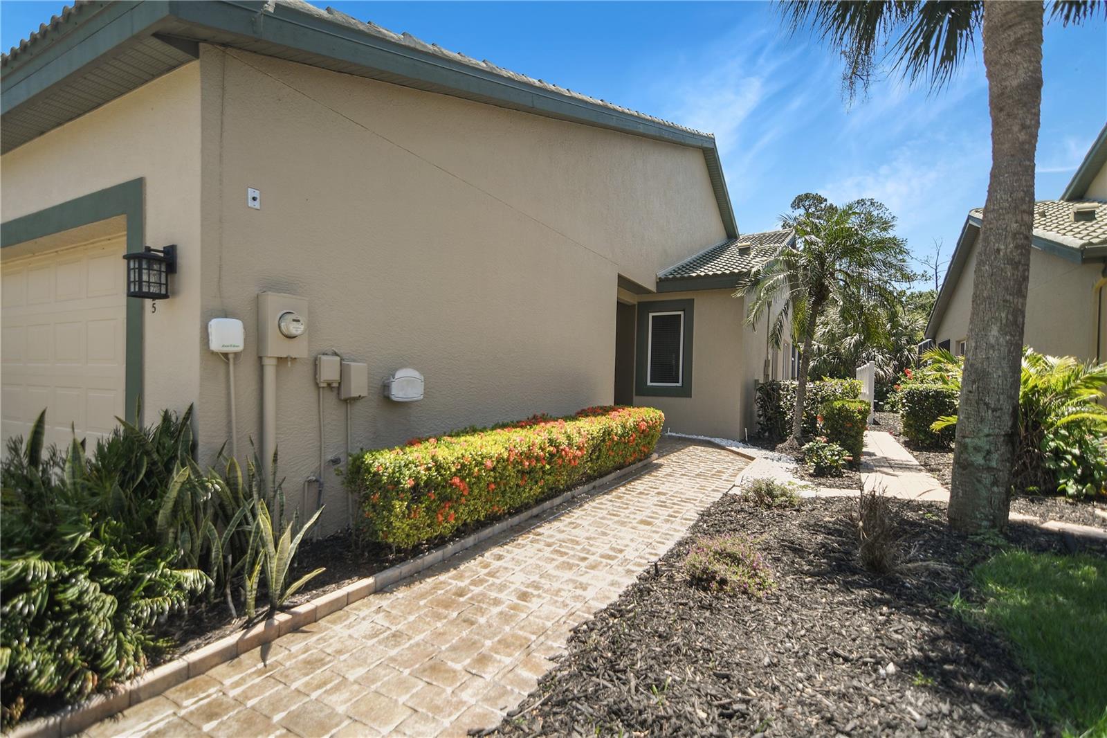 ROSEDALE 8 WESTBURY LAKES - Residential