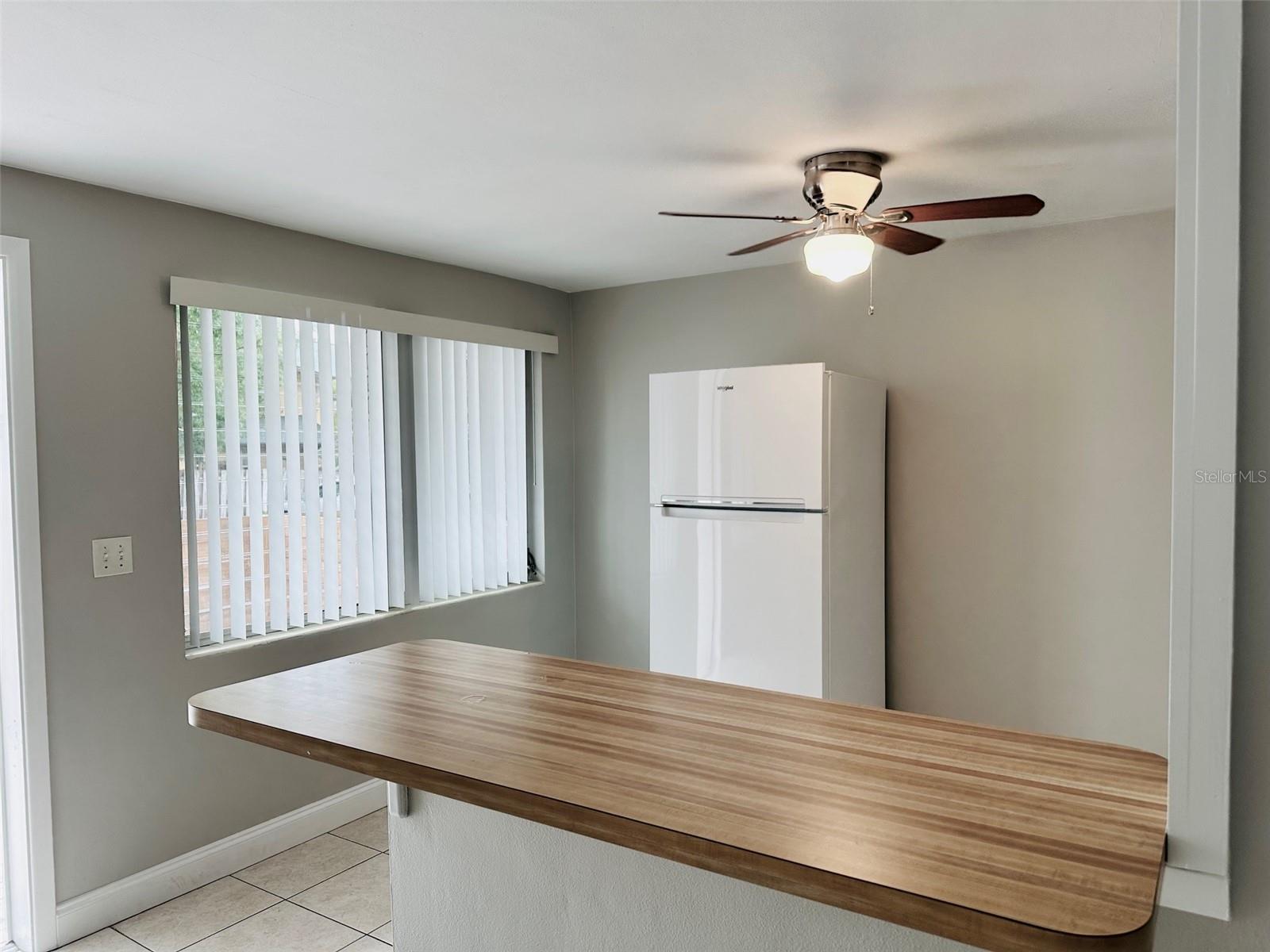 LAJOLLA - Residential Lease