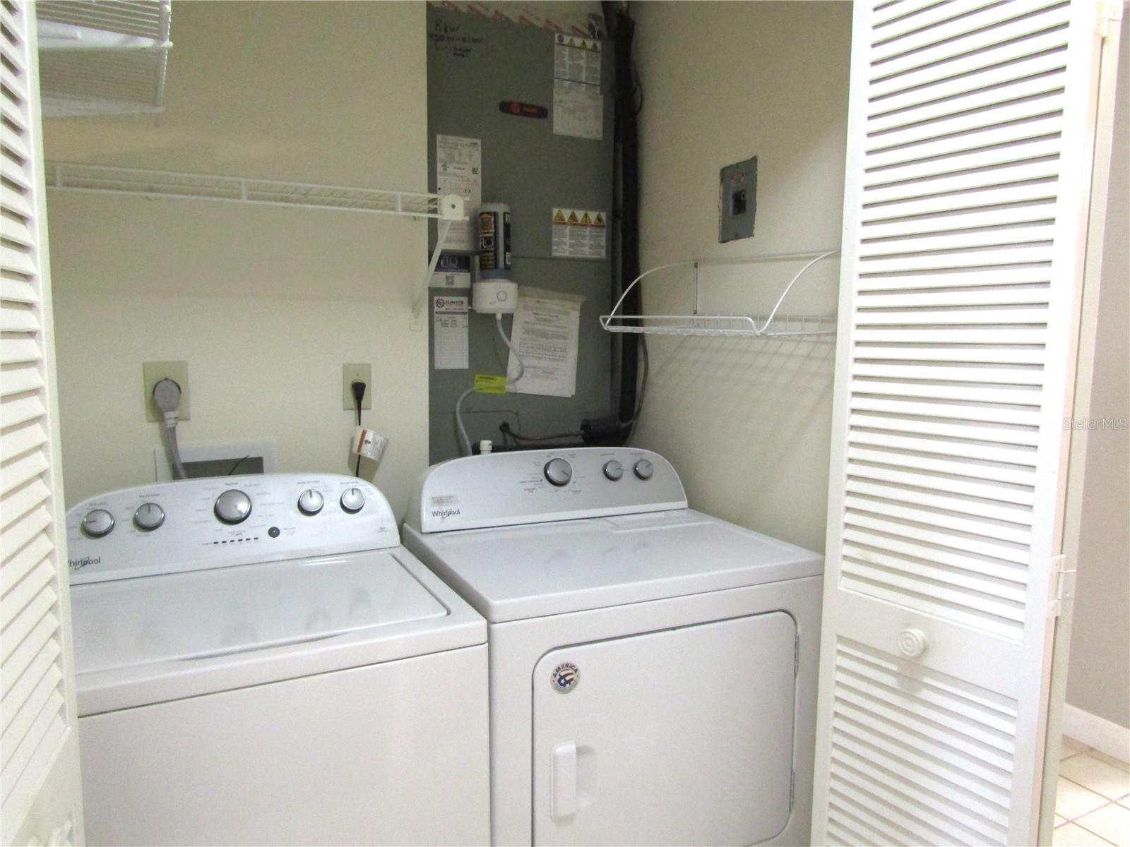 VILLAGE OAKS SEC B - Residential